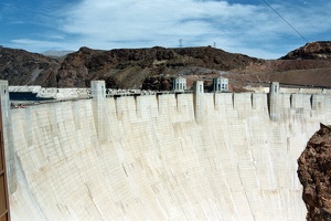 04-Hoover Dam vorne